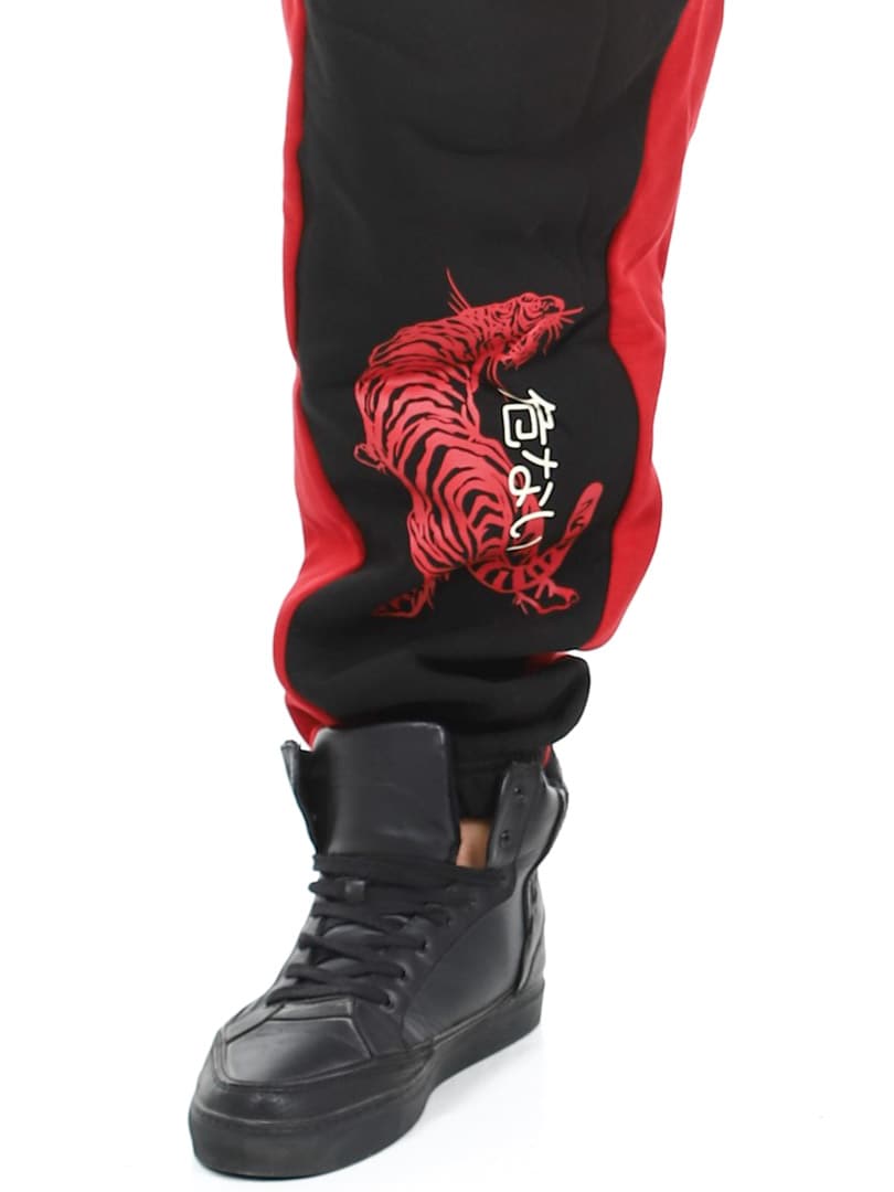 DNGRS Bold Sweatpants Black Red_1.jpg