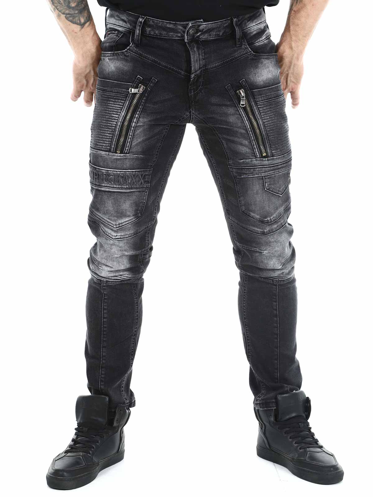 Facundo Cipo Baxx Jeans - Black_1.jpg