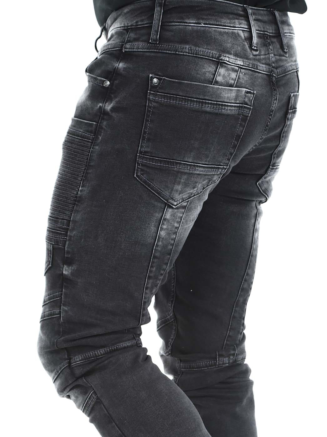 Facundo Cipo Baxx Jeans - Black_8.jpg