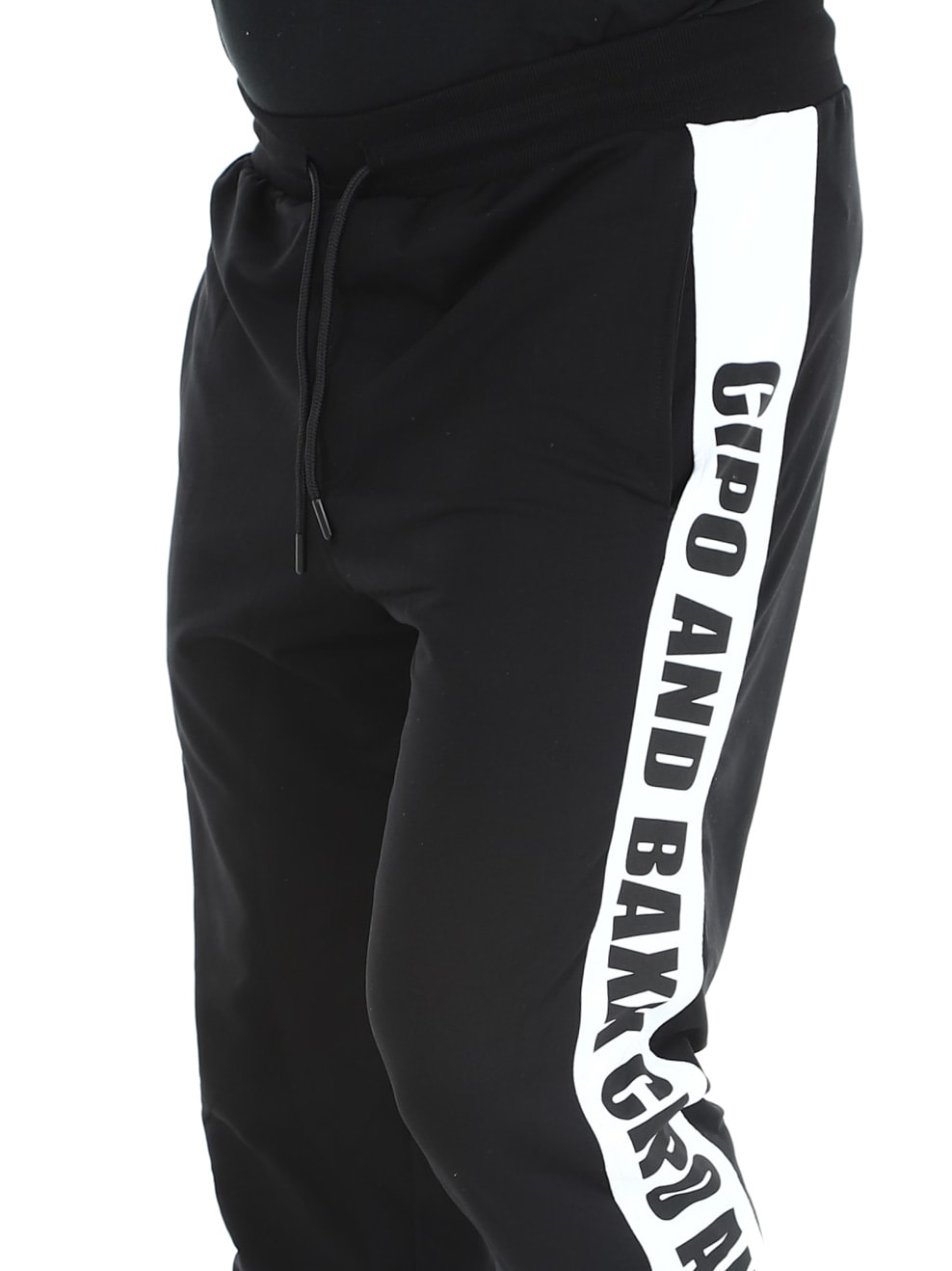 Quillion Cipo Baxx Sweatpants - Black_7.jpg