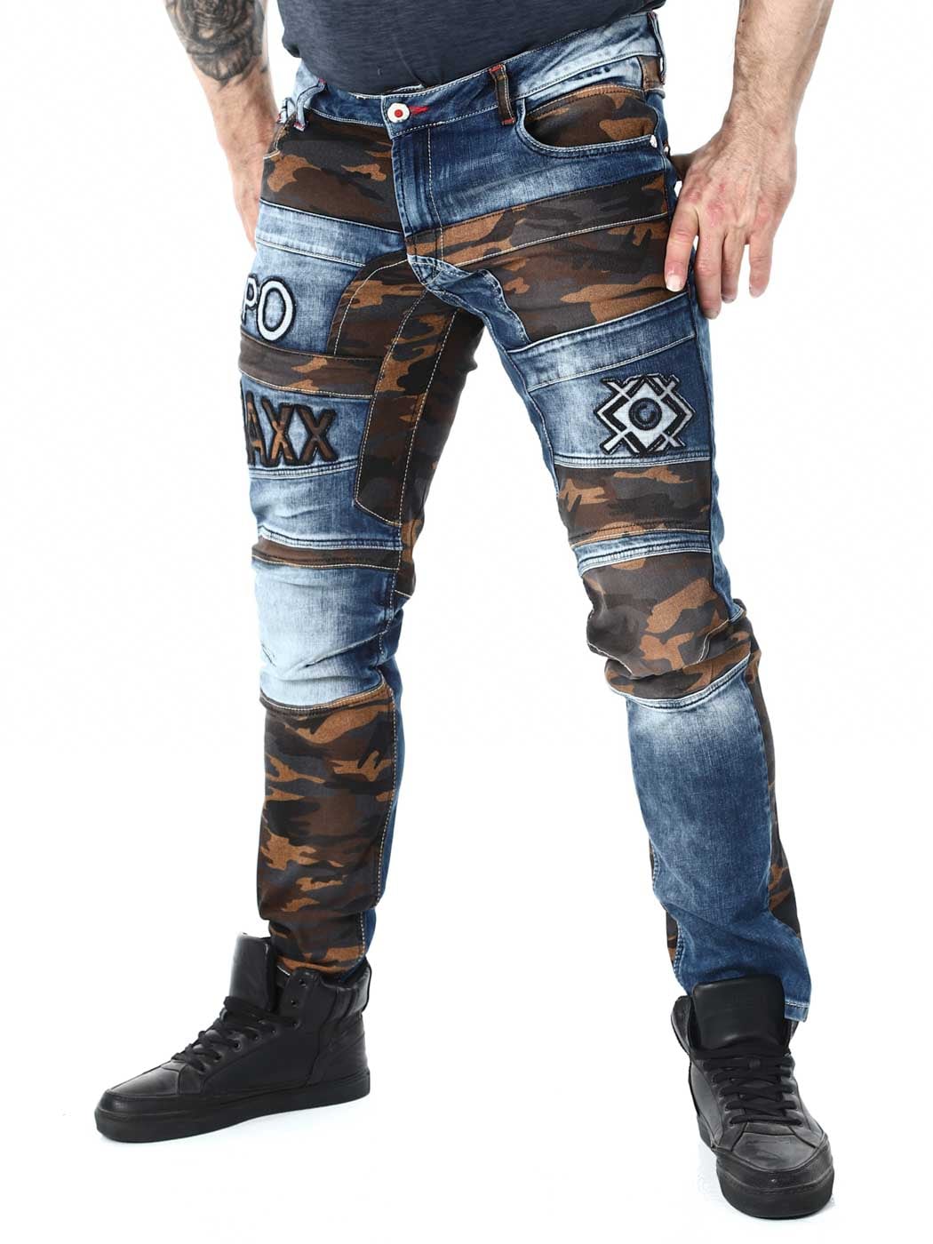 Road Rage Cipo Baxx Jeans - Blue_3.jpg