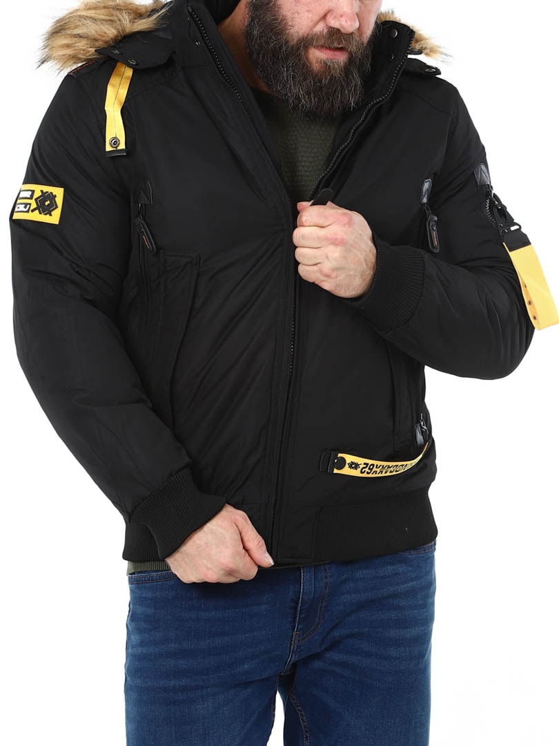 black Winterjacket with yelow details_4.jpg