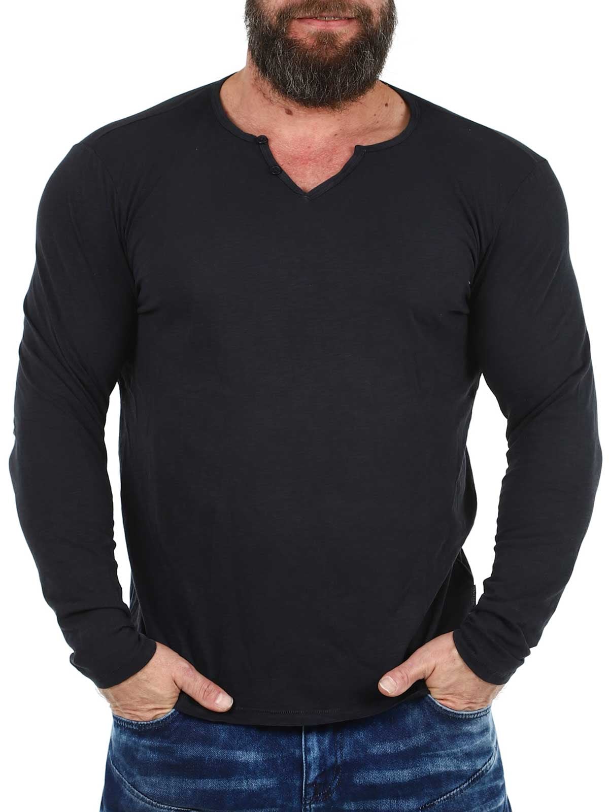 longsleeve black_1.jpg